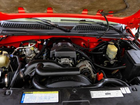 Used 1999 Chevrolet Silverado 1500 LS w/ Firm Ride Suspension Pkg RWD image 32