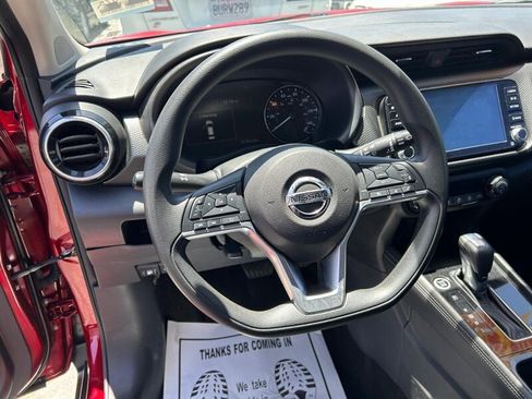 Used 2021 Nissan Kicks SV FWD image 14