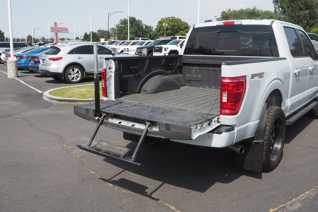 Used 2022 Ford F150 XLT w/ Equipment Group 302A High AWD/4WD image 17