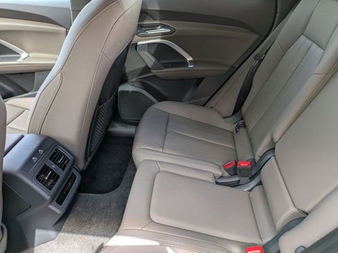 New 2025 Audi Q5 Premium w/ Convenience Package AWD/4WD image 31