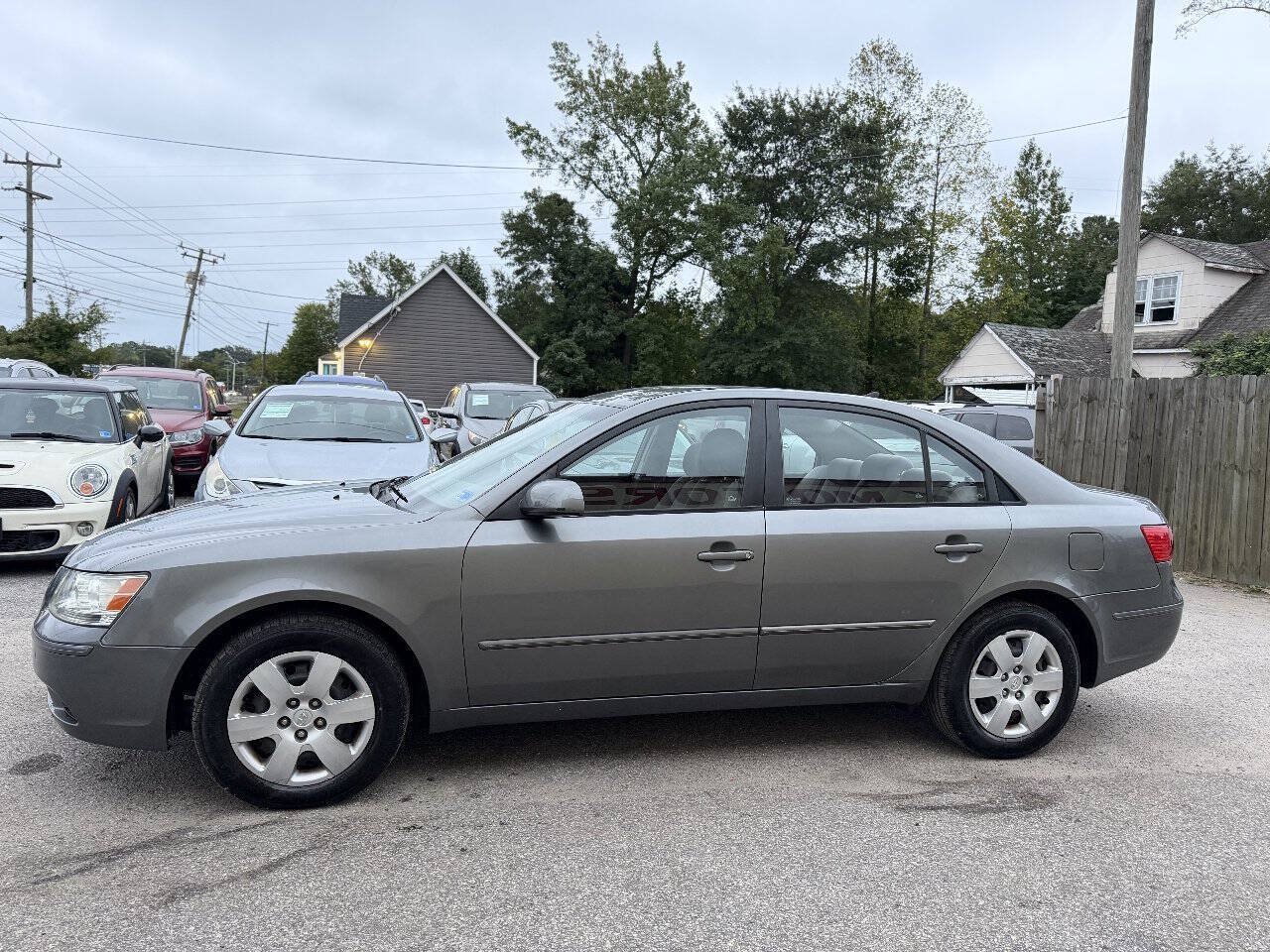 Used 2010 Hyundai Sonata GLS FWD image 5