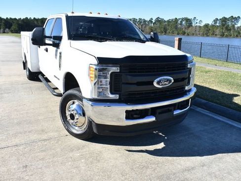 Used 2017 Ford F350 XL w/ Power Equipment Group image 2