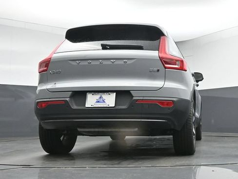 Used 2026 Volvo XC40 B5 Plus AWD/4WD image 16