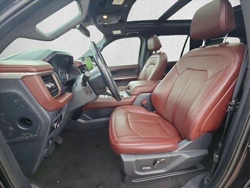 Used 2024 Ford Expedition Limited RWD image 17