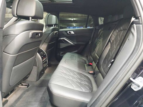 New 2026 BMW X6 xDrive40i image 25