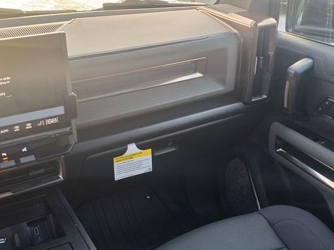 New 2025 GMC Hummer EV 3X w/ Battery Pack, 24 Module Pack image 16