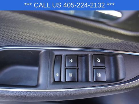 Used 2018 Chevrolet Cruze LT image 31