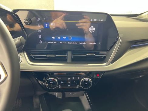 New 2026 Chevrolet Trax LT FWD image 17