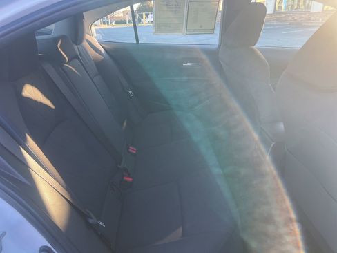 Used 2020 Toyota Corolla LE image 20