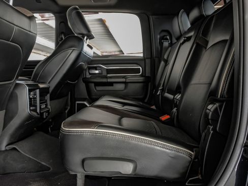Used 2024 RAM 3500 Laramie w/ Night Edition AWD/4WD image 39