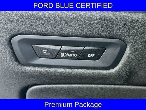 Used 2025 BMW X5 xDrive50e AWD/4WD image 13