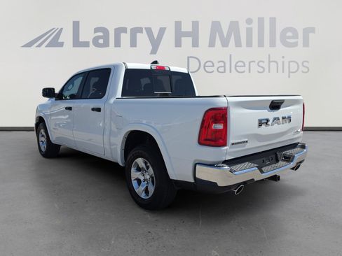 New 2026 RAM 1500 Big Horn AWD/4WD image 3