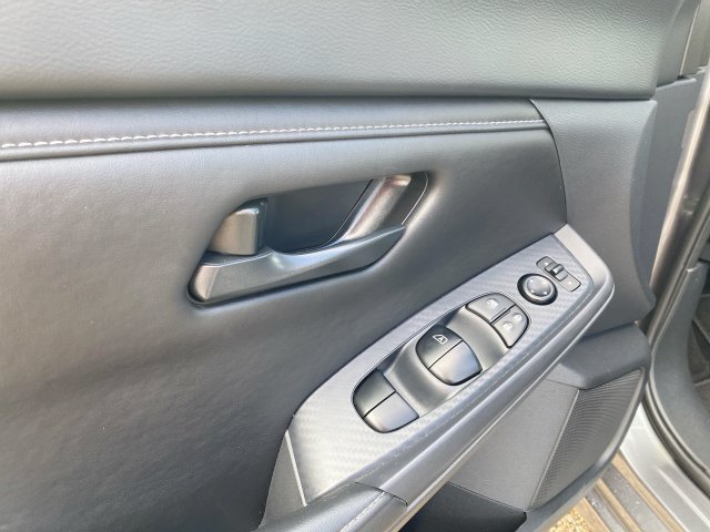 Used 2025 Nissan Sentra S FWD image 21