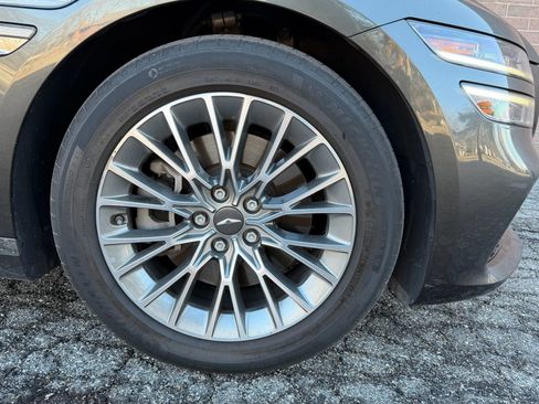 Used 2023 Genesis G80 2.5T image 10