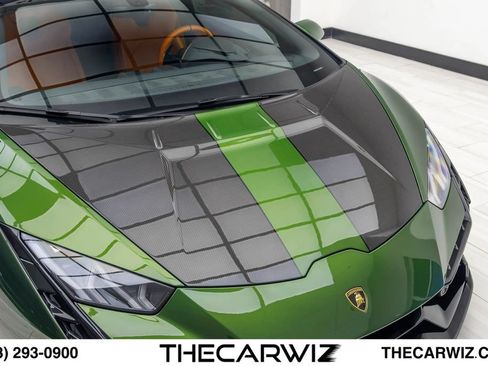 Used 2024 Lamborghini Huracan Tecnica RWD image 7