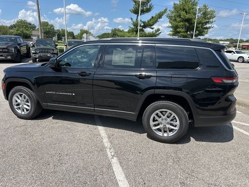 New 2025 Jeep Grand Cherokee L Laredo w/ Luxury Tech Group I AWD/4WD image 20