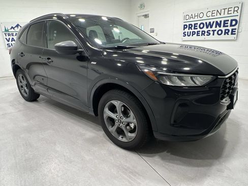 Used 2024 Ford Escape ST-Line AWD/4WD image 2