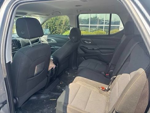 Used 2021 Chevrolet Traverse LS FWD image 19