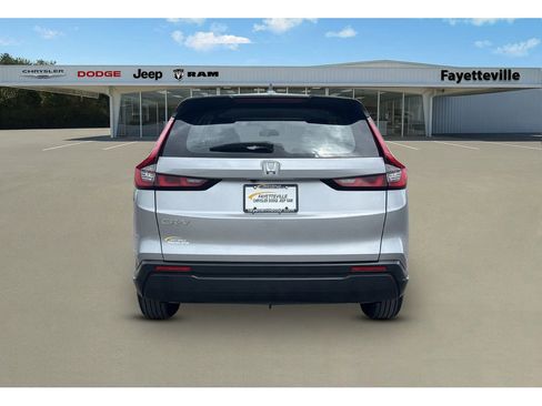 Used 2024 Honda CR-V LX image 4