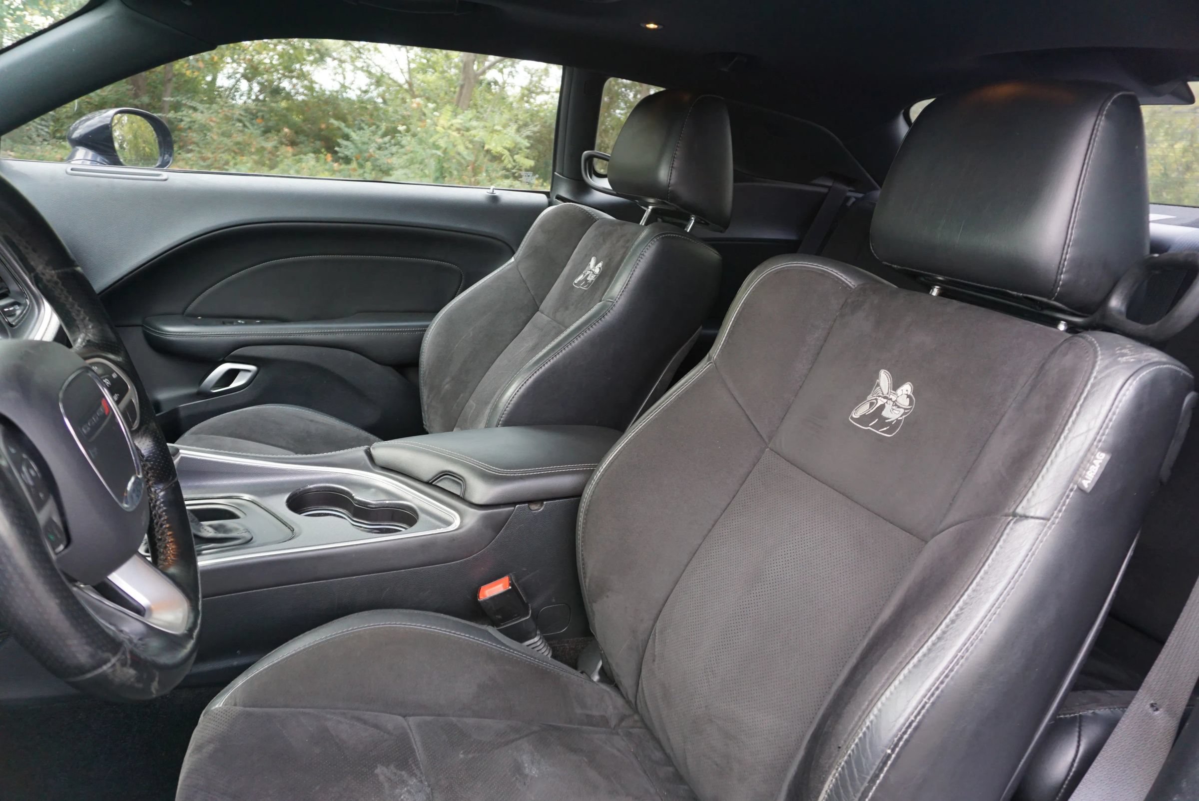 Used 2016 Dodge Challenger R/T Scat Pack w/ Leather Interior Group RWD image 16