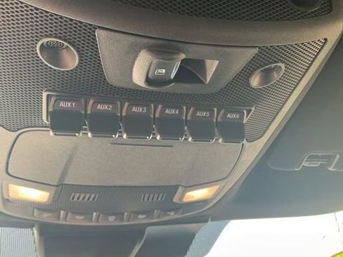 Used 2022 Ford F250 Lariat w/ Lariat Ultimate Package image 23