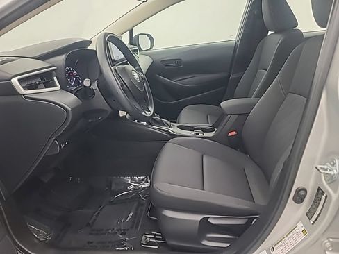 Used 2025 Toyota Corolla LE FWD image 26
