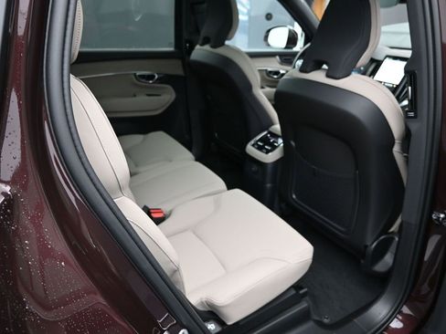 New 2025 Volvo XC90 T8 Core w/ Climate Package image 36