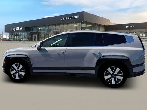 New 2026 Hyundai Ioniq 9 SEL image 3