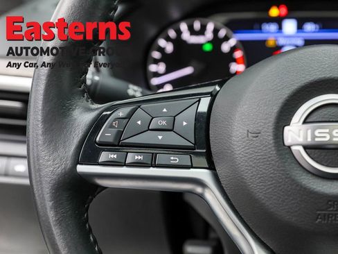 Used 2024 Nissan Altima 2.5 SV w/ SV Premium Package image 15