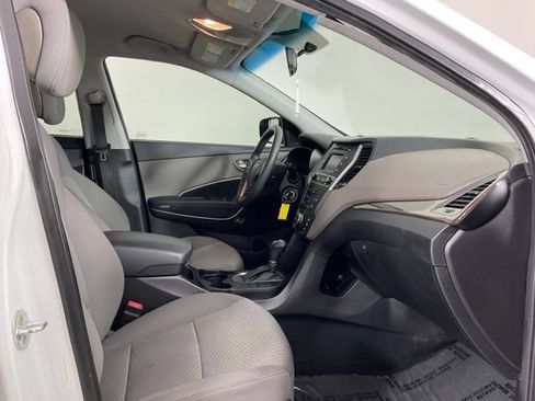 Used 2017 Hyundai Santa Fe Sport FWD image 27