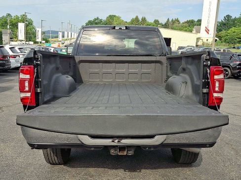 Certified 2024 RAM 3500 Big Horn w/ Towing Technology Group AWD/4WD image 28
