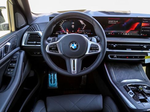 New 2026 BMW X5 M60i image 10