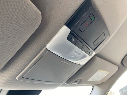 Used 2025 Nissan Altima 2.5 SV image 29