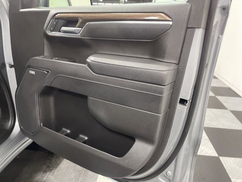 Used 2025 Chevrolet Silverado 1500 LT Trail Boss w/ LT Trail Boss Premium Package image 23