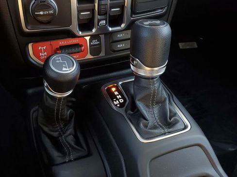 New 2026 Jeep Wrangler Unlimited Sport image 33