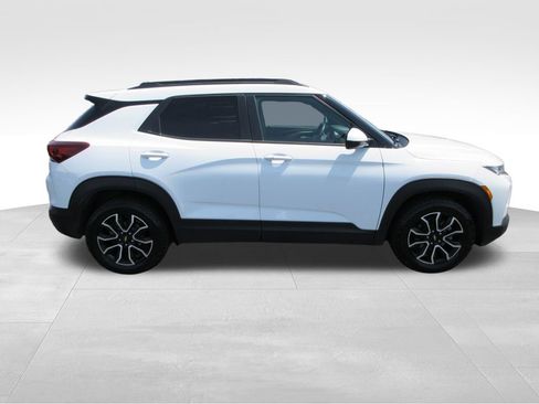 Certified 2021 Chevrolet TrailBlazer ACTIV w/ Sun and Liftgate Package AWD/4WD image 6