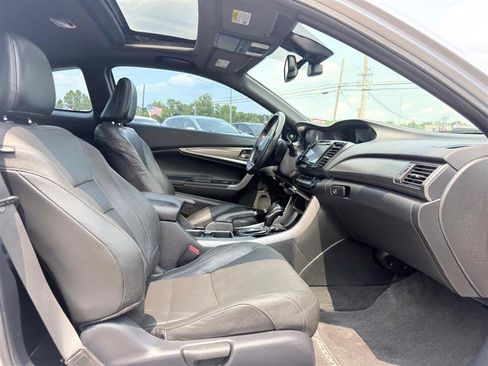 Used 2016 Honda Accord Touring image 21