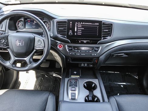 Certified 2025 Honda Passport EX-L image 14