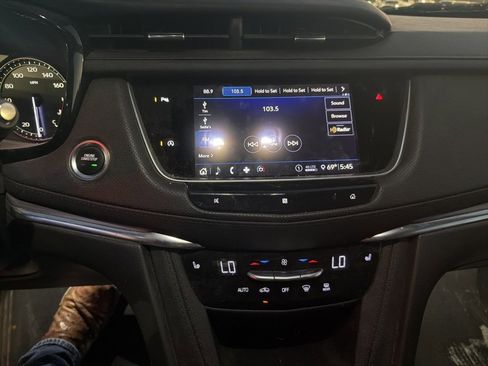 Used 2020 Cadillac XT5 Luxury image 10