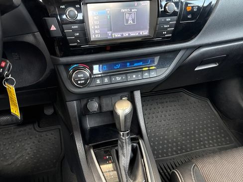 Used 2014 Toyota Corolla S FWD image 14
