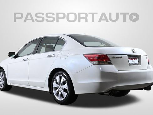 Used 2010 Honda Accord EX-L image 6