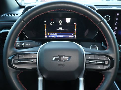 Used 2023 Chevrolet Colorado Z71 w/ Z71 Convenience Package 2 image 12