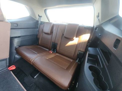 Used 2023 Volkswagen Atlas SE image 12