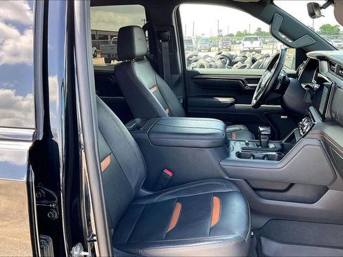 Used 2023 GMC Sierra 1500 AT4 w/ AT4 Premium Package AWD/4WD image 30