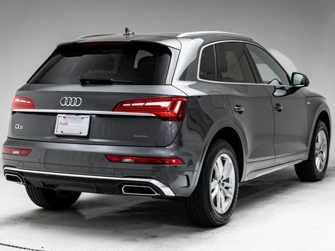 Used 2024 Audi Q5 2.0T Premium AWD/4WD image 35