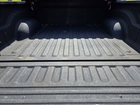 Used 2020 RAM 1500 Tradesman w/ Chrome Appearance Group AWD/4WD image 16