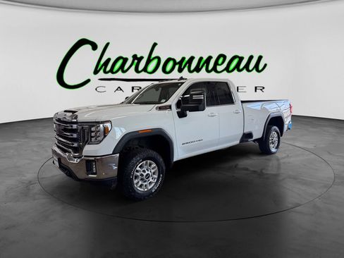 Used 2022 GMC Sierra 2500 SLE w/ SLE Value Package; AWD/4WD image 1