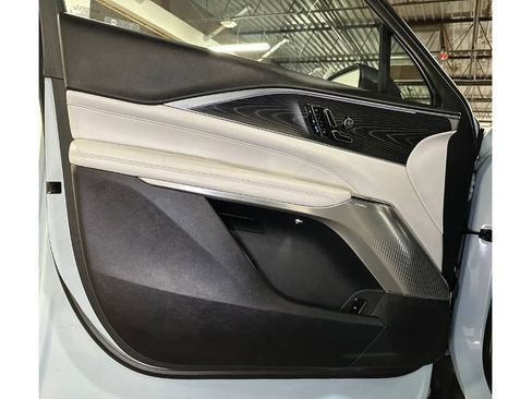 Used 2024 Cadillac Lyriq Sport RWD image 19