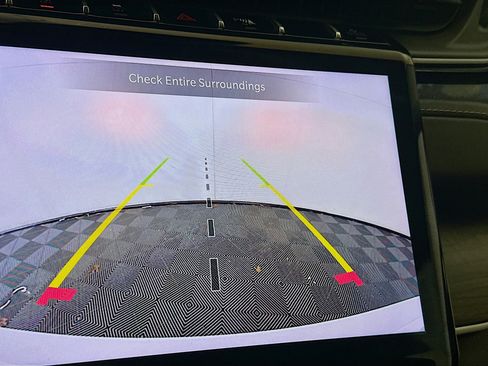 Used 2022 Jeep Grand Cherokee Limited 4xe image 23