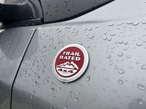 Used 2020 Jeep Compass Trailhawk image 39